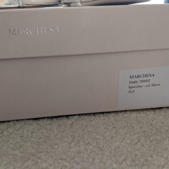 NIB Marchesa 35.5 Emily Silver sandal - Picture 4 of 6